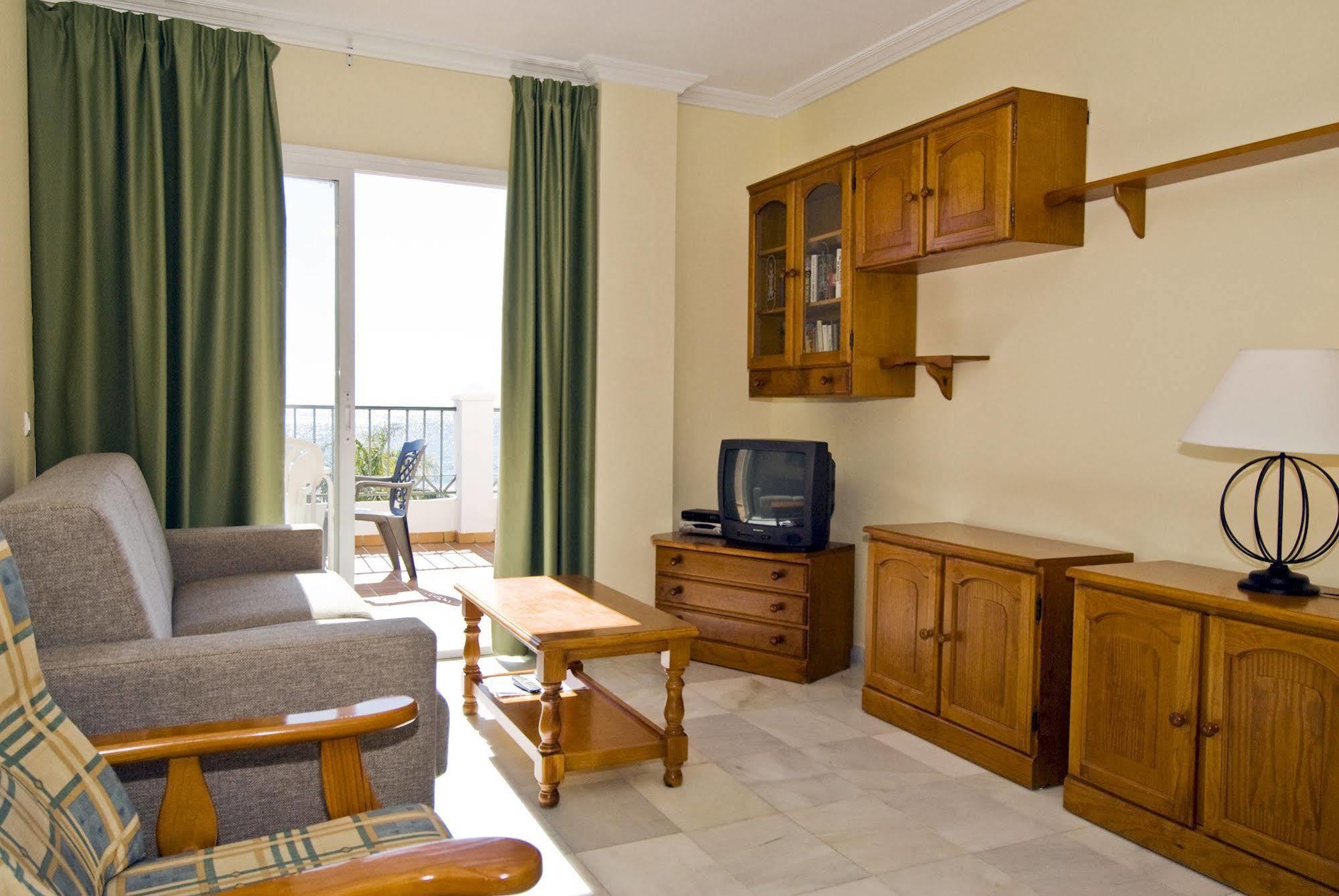 Apartamentos Hc Burriana Playa Nerja Exterior foto